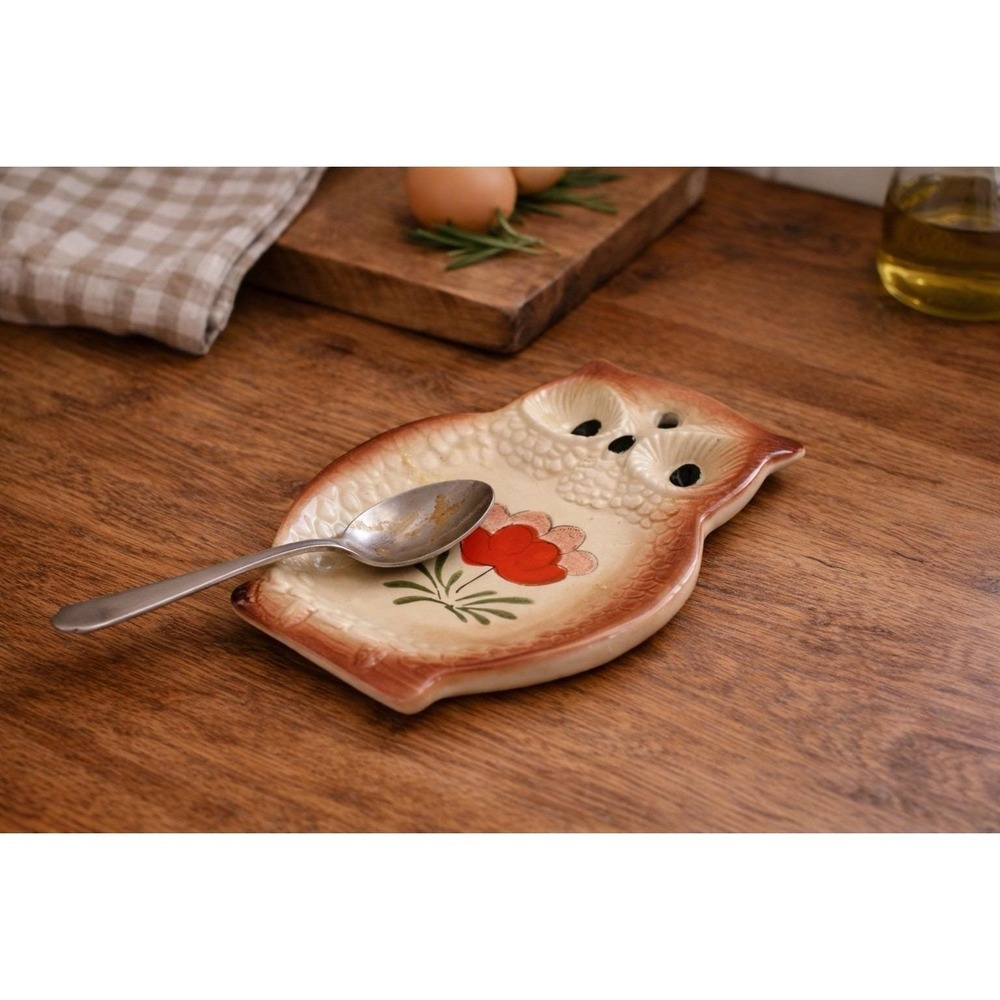 Vintage Japan Kitschy Owl Spoon Rest Wall Plaque Red‎ Flower 1960s